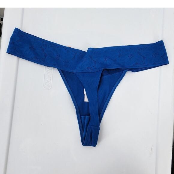 New NWT Auden 2 Piece Matching Balconette And Thong Set Eyelet Lace L 8 - Picture 7 of 7